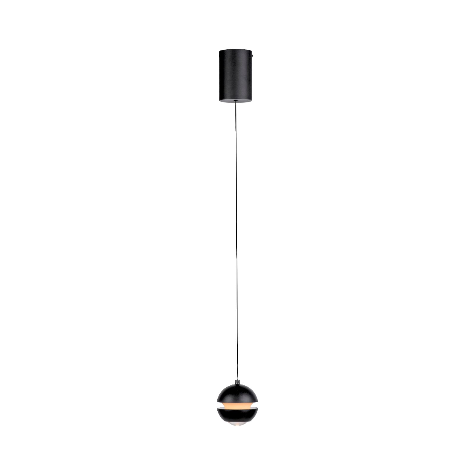 Schwarze Pendelleuchte mit kugelförmigem, zweiteiligem Lampenschirm und sichtbarer Lichtöffnung, an langem Kabel mit zylindrischem Baldachin, freigestellt vor weißem Hintergrund, Frontansicht.