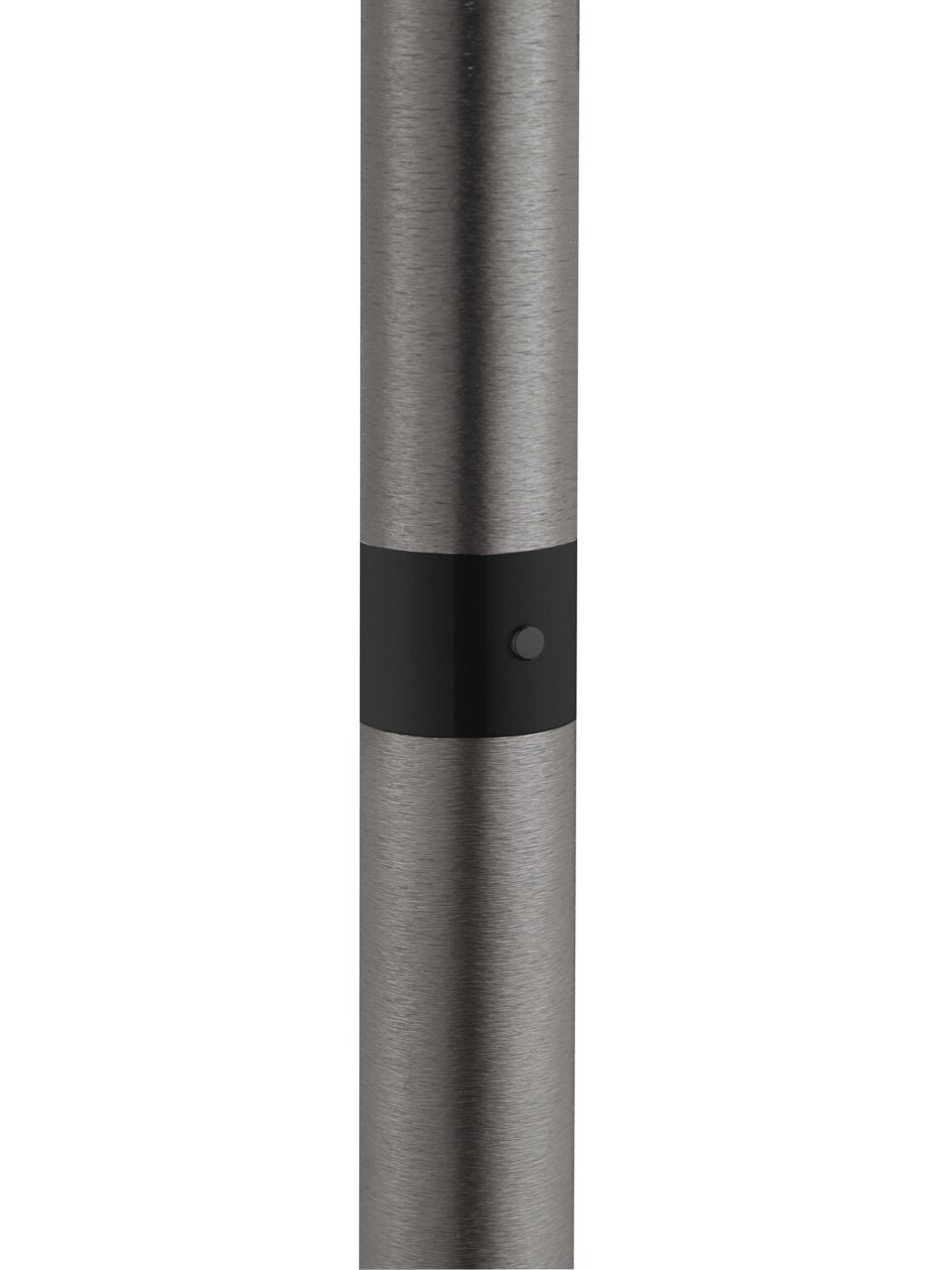 Nahaufnahme eines Teils der Stehleuchte ANDY mit metallischer Oberfläche und schwarzem Akzent.