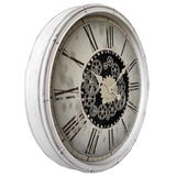 Wanduhr mit römischen Ziffern und sichtbarem Zahnradmechanismus, seitliche Perspektive