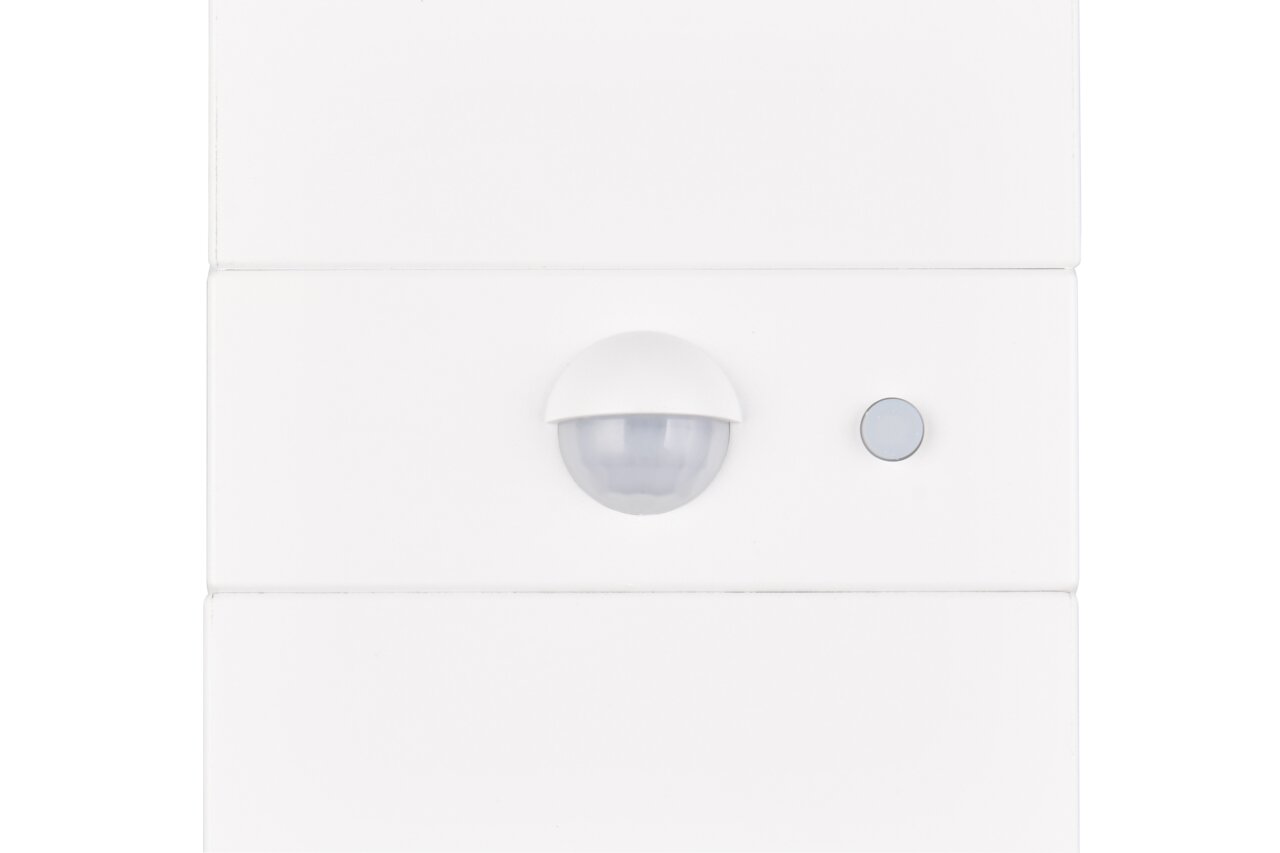 Reality Leuchten LED-Solar-Aussenwandleuchte TALCA Frontansicht einer weißen LED-Solar-Außenwandleuchte mit Bewegungssensor und Schalter.