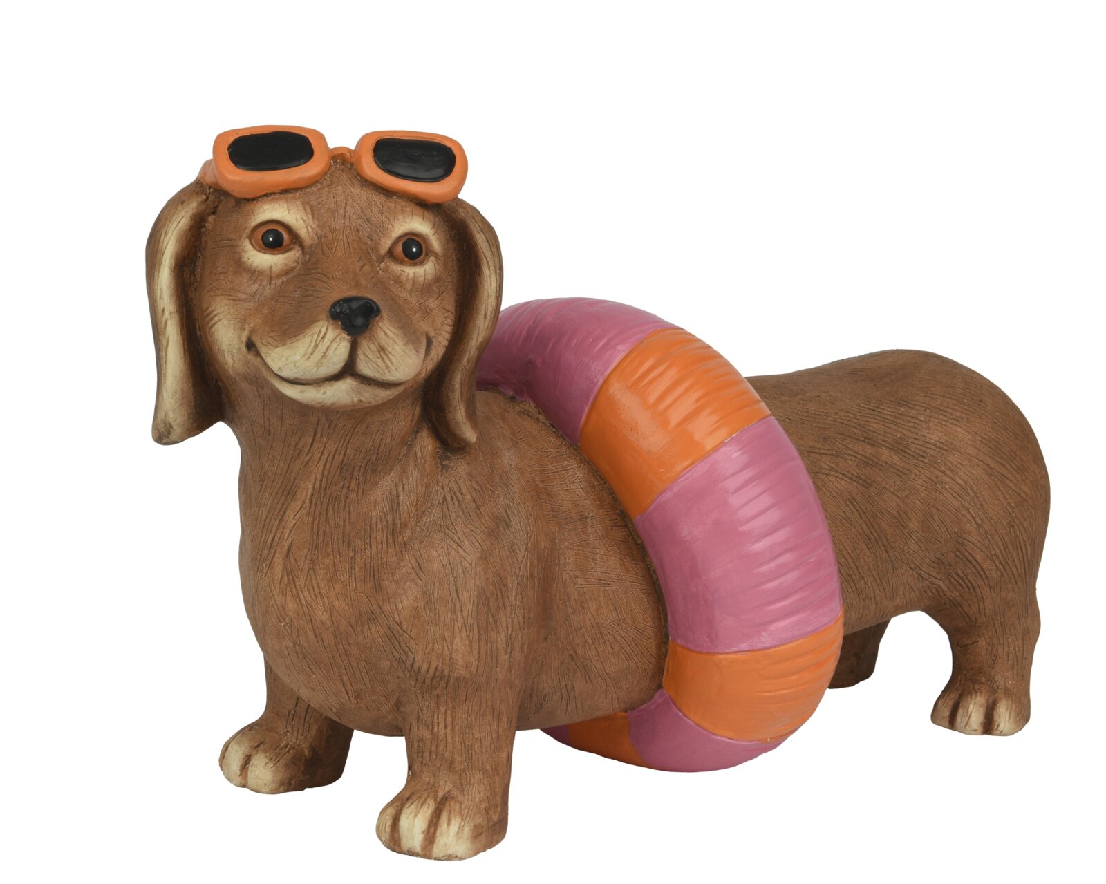 Decoris Hund 27cm Dekofigur eines braunen Dackels mit orangefarbener Sonnenbrille und pink-orange gestreiftem Schwimmreifen, in frontaler Dreiviertelansicht von schräg oben vor weißem Hintergrund