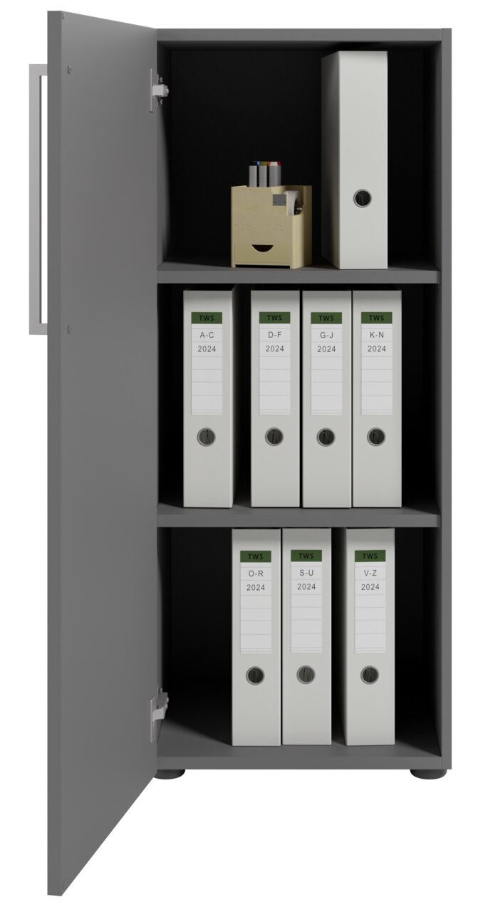 Grauer Aktenschrank mit geöffneter Tür, gefüllt mit Ordnern und einem Stiftehalter, Frontalansicht