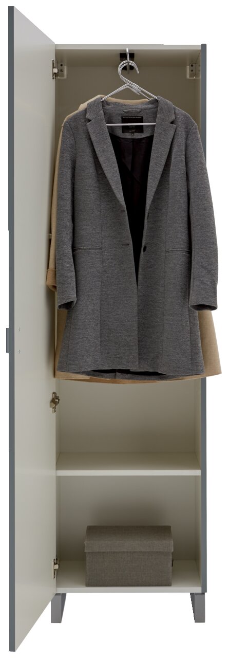 Dieter Knoll Garderobenschrank CORTINA Offener Garderobenschrank mit zwei hängenden Mänteln und einer Aufbewahrungsbox im unteren Fach, Frontalansicht.