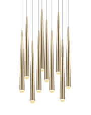 Mehrere goldene, konische Pendelleuchten in einer Gruppe, von unten betrachtet.