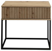 Nachtkommode aus Holz mit geriffelter Front und Metallgestell, Frontalansicht