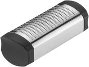 Muskatreibe aus Edelstahl mit schwarzem Griff, seitliche Perspektive