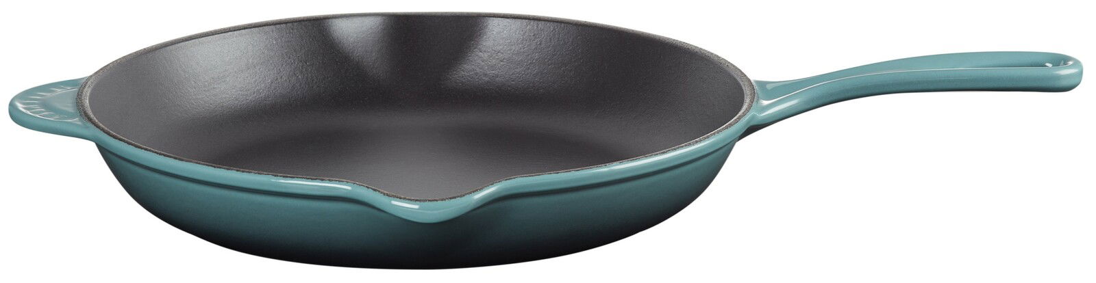 Pfanne 26cm Ocean in seitlicher Perspektive mit blauem Äußeren und schwarzem Innenraum