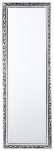Eleganter Standspiegel mit reich verziertem Rahmen, frontal abgebildet.