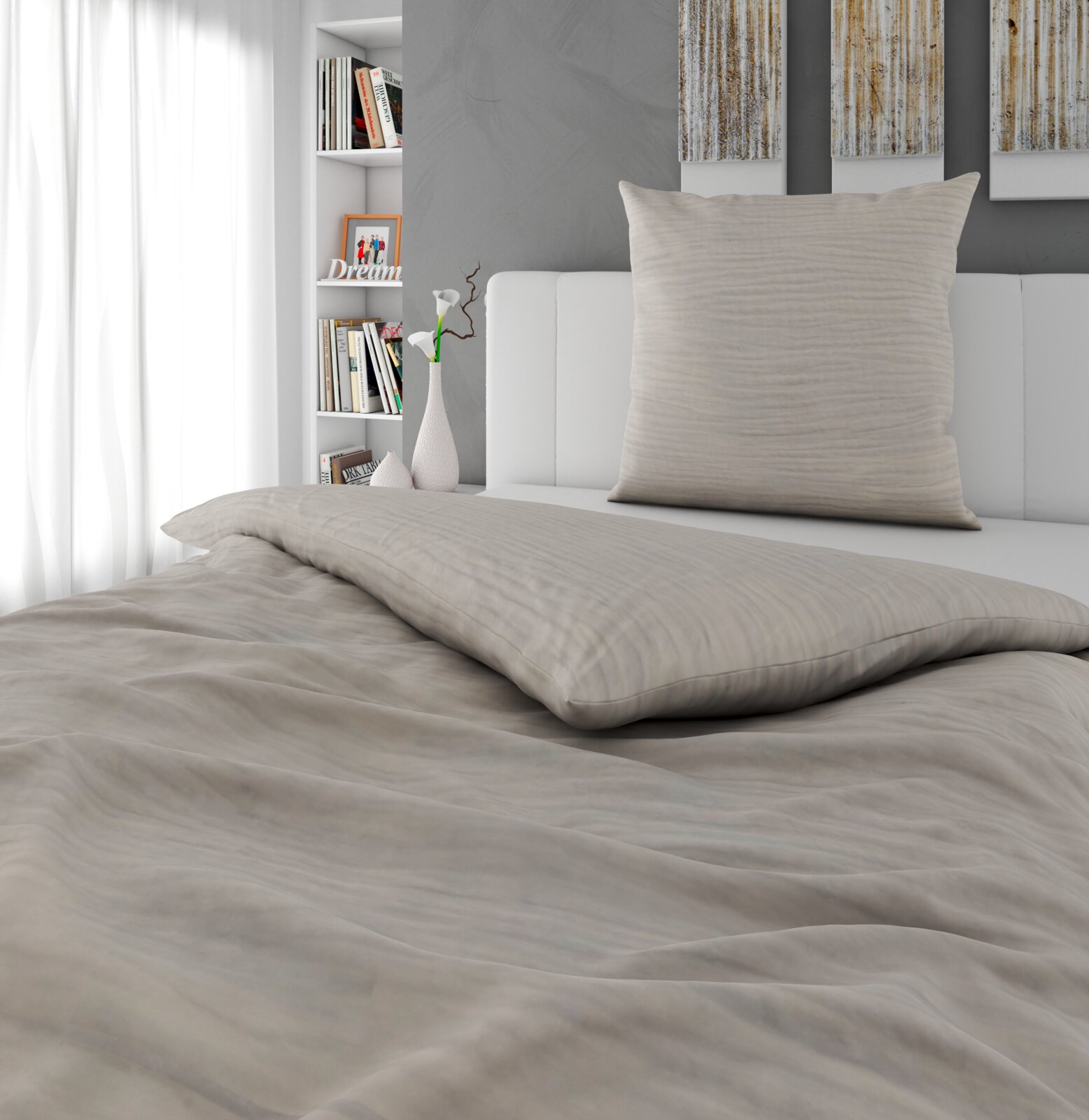 Novel Bettwäsche GENTANO Beiges Bettwäsche-Set mit Kissen und Decke auf weißem Bett im modernen Schlafzimmer, Perspektive: schräg von vorne in Nahaufnahme