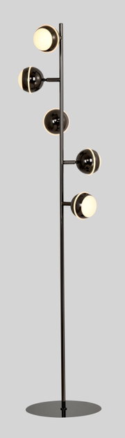 Vrijstaande zwarte vloerlamp met vijf bolvormige, warm verlichte lampenkappen aan een slanke verticale stang, vanuit vooraanzicht weergegeven.