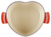 Herzförmiger Bräter in Kirschrot, Draufsicht