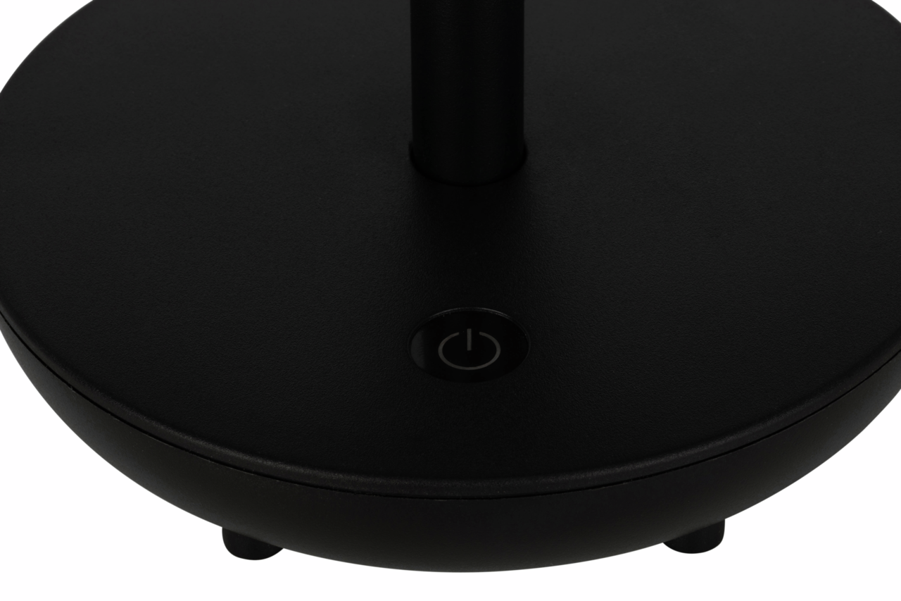 Nahaufnahme der Basis einer schwarzen Solarleuchte mit einem Ein-/Ausschalter.