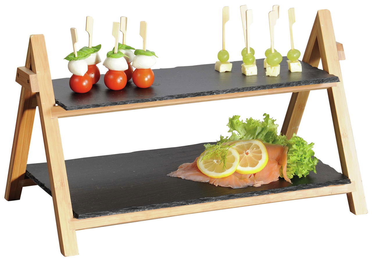 Kesper Etagere 2-stöckig Zweistöckige Etagere aus Schiefer mit Holzrahmen, präsentiert mit Vorspeisen wie Tomaten-Mozzarella-Spießen und Lachs mit Zitronenscheiben, seitliche Perspektive