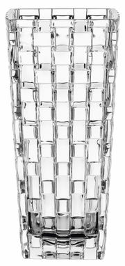 Klare Glasvase mit rechteckigem Muster, frontal fotografiert.