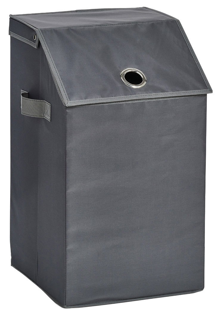 Grauer Wäschesammler mit Deckel und seitlichen Griffen, schräg von vorne fotografiert