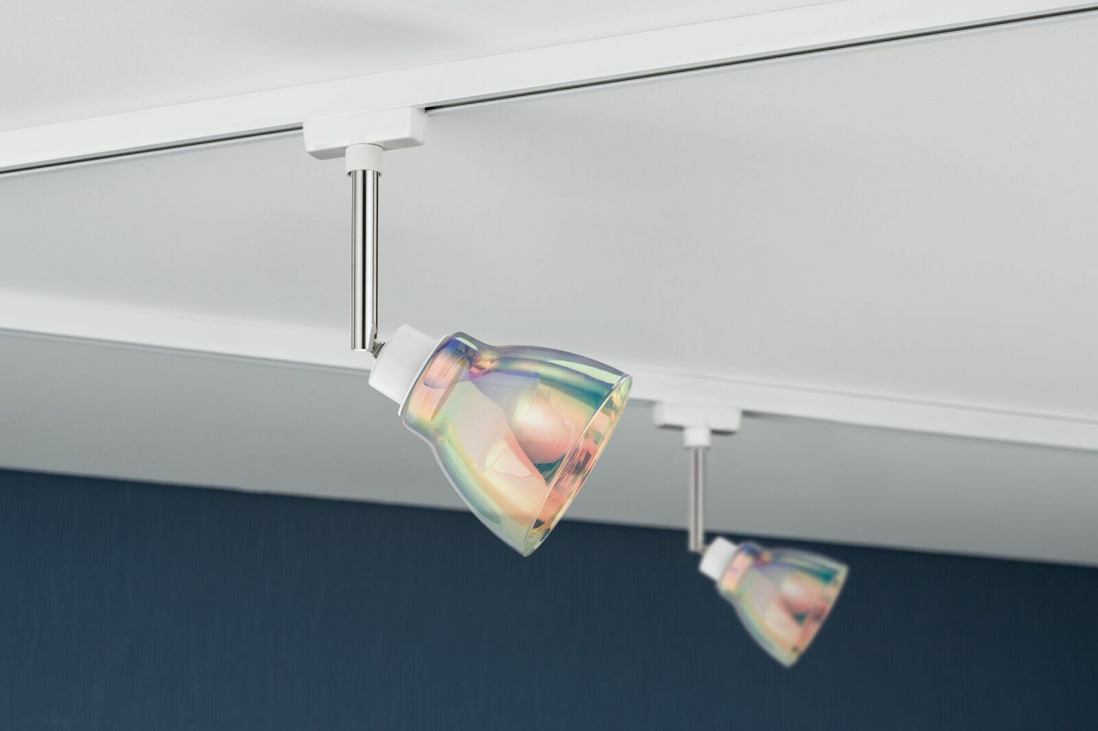 Dekoschirm Wolbi mit schillerndem Glasdesign, seitliche Perspektive