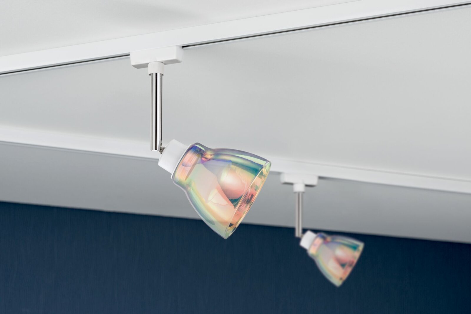Dekoschirm Wolbi mit schillerndem Glasdesign, seitliche Perspektive