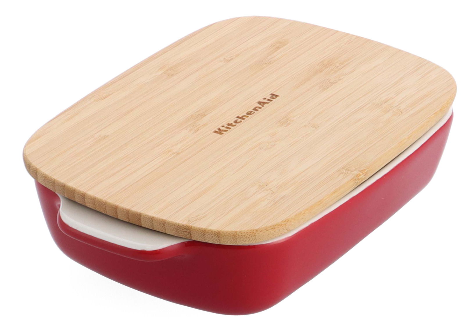 KitchenAid Auflaufform Rote Auflaufform mit Holzdeckel von KitchenAid, seitliche Perspektive