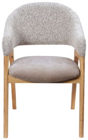 Frontansicht eines modernen Armlehnstuhls mit gepolstertem Sitz und Rückenlehne, Holzbeinen und einem eleganten Design.