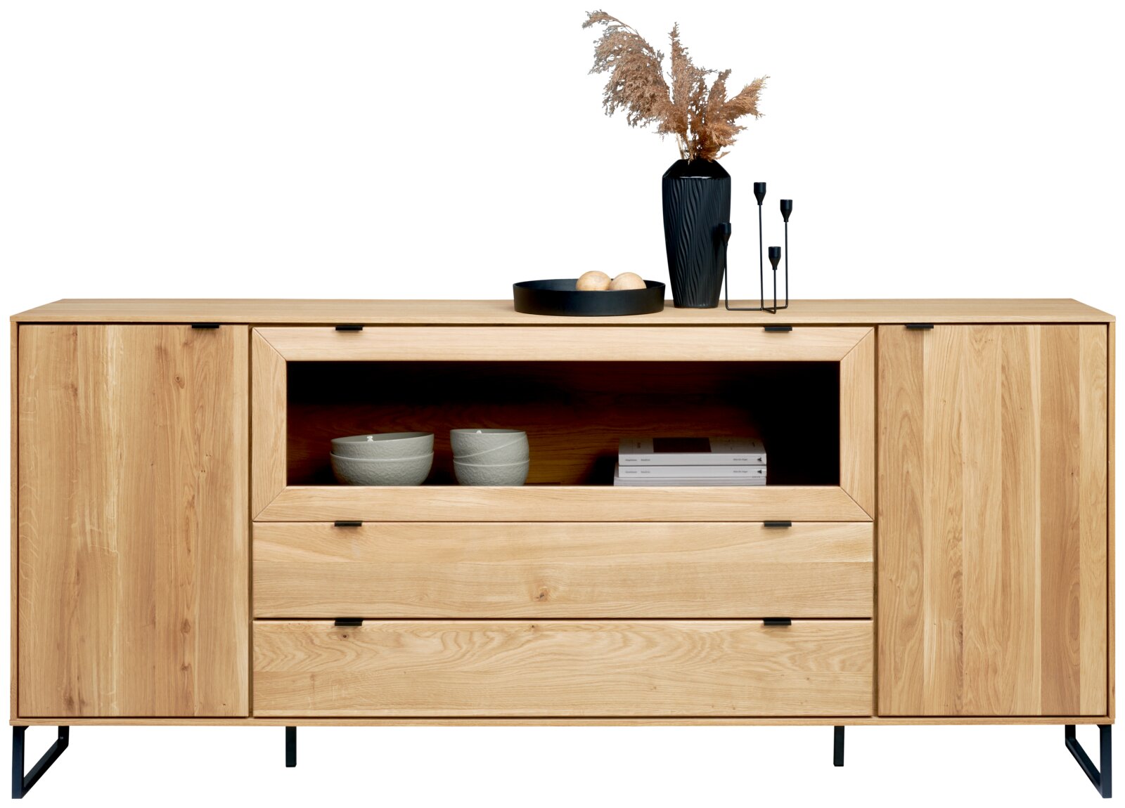 Licht houten dressoir met twee kastdeuren, open vak en twee lades op metalen poten, frontaal aanzicht