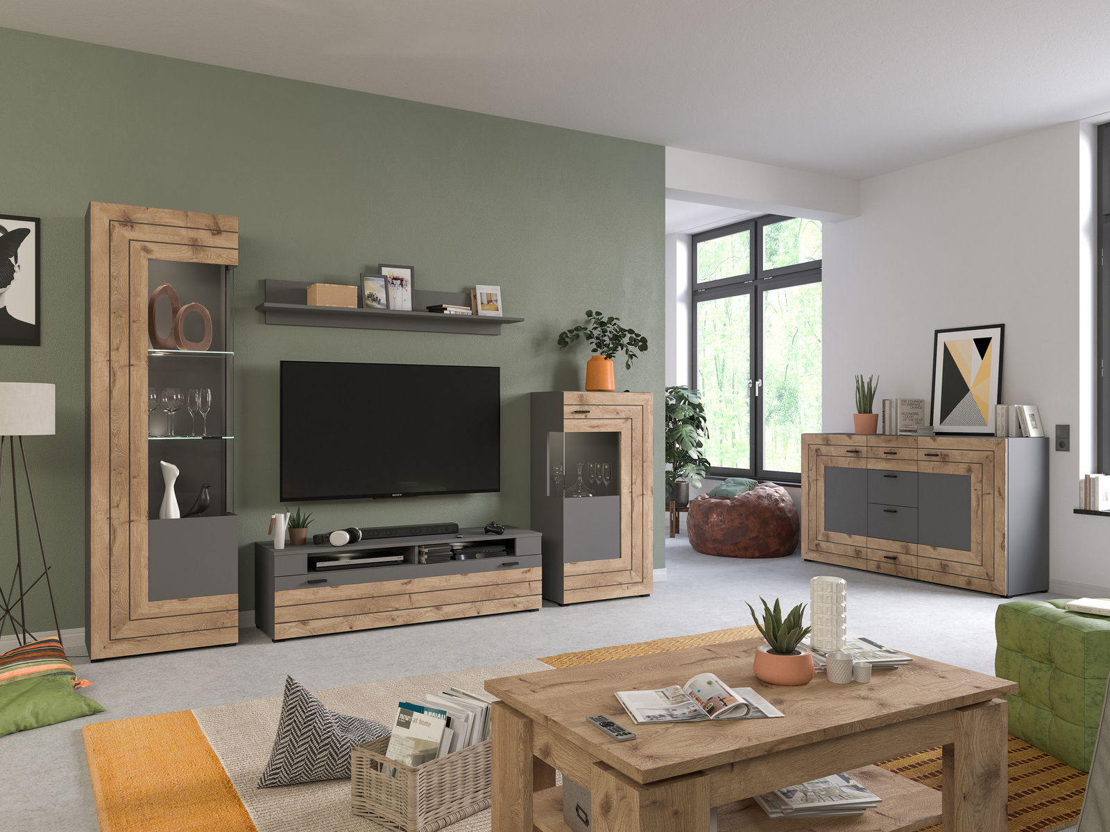 MID.YOU Lowboard FRENO Modernes Wohnzimmer mit einem Lowboard aus Holz und grauen Elementen, zentral unter einem großen Fernseher platziert. Perspektive von vorne.