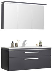 Moderne Badkombination mit Spiegel und Waschbecken, seitliche Perspektive