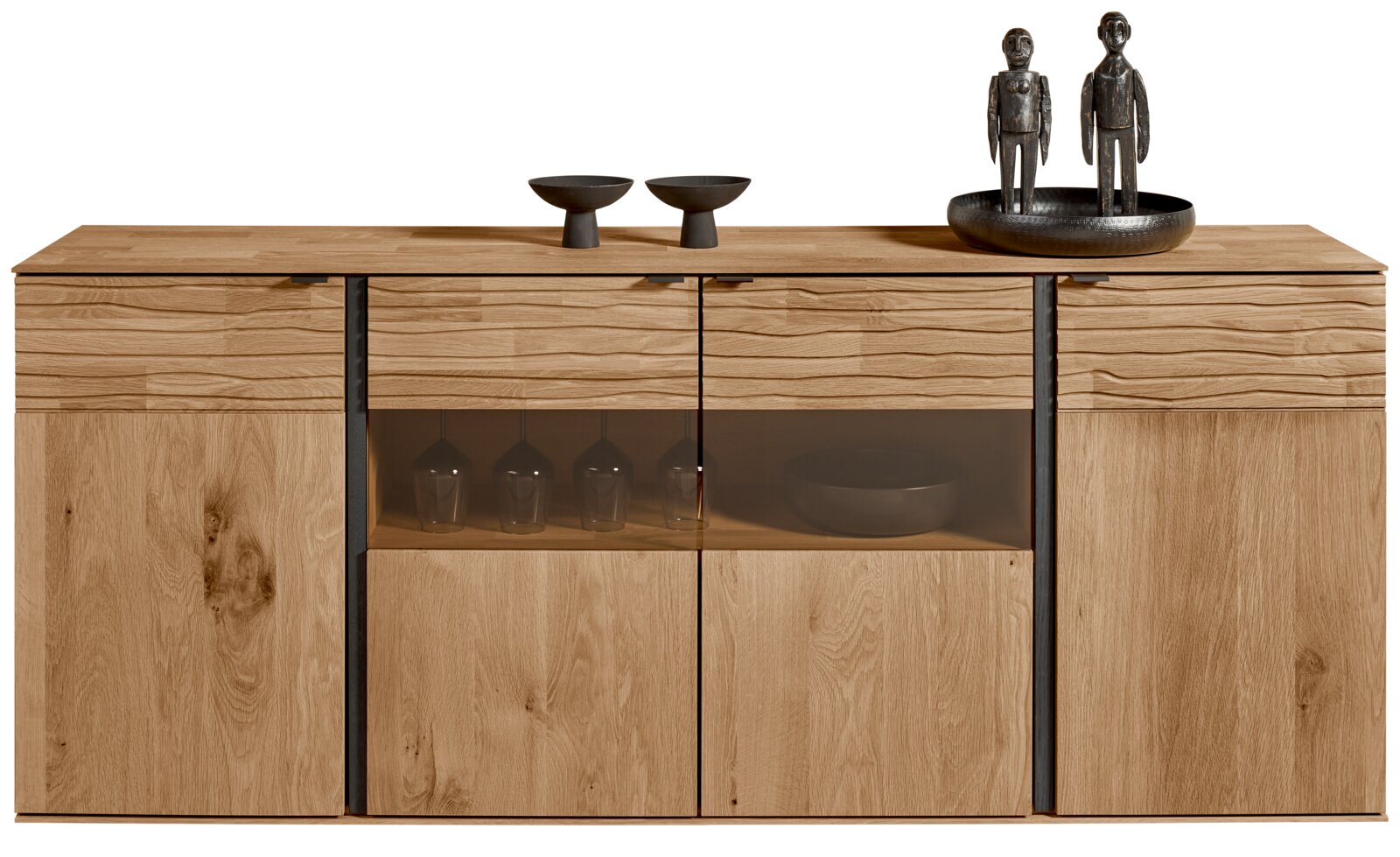 Vooraanzicht van een modern houten dressoir met decoratieve elementen en glazen inzetstukken.