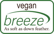 Logo der Marke Vegan Breeze mit dem Slogan 'As soft as down feather', in grüner und brauner Schrift auf weißem Hintergrund, aus der Vorderansicht.