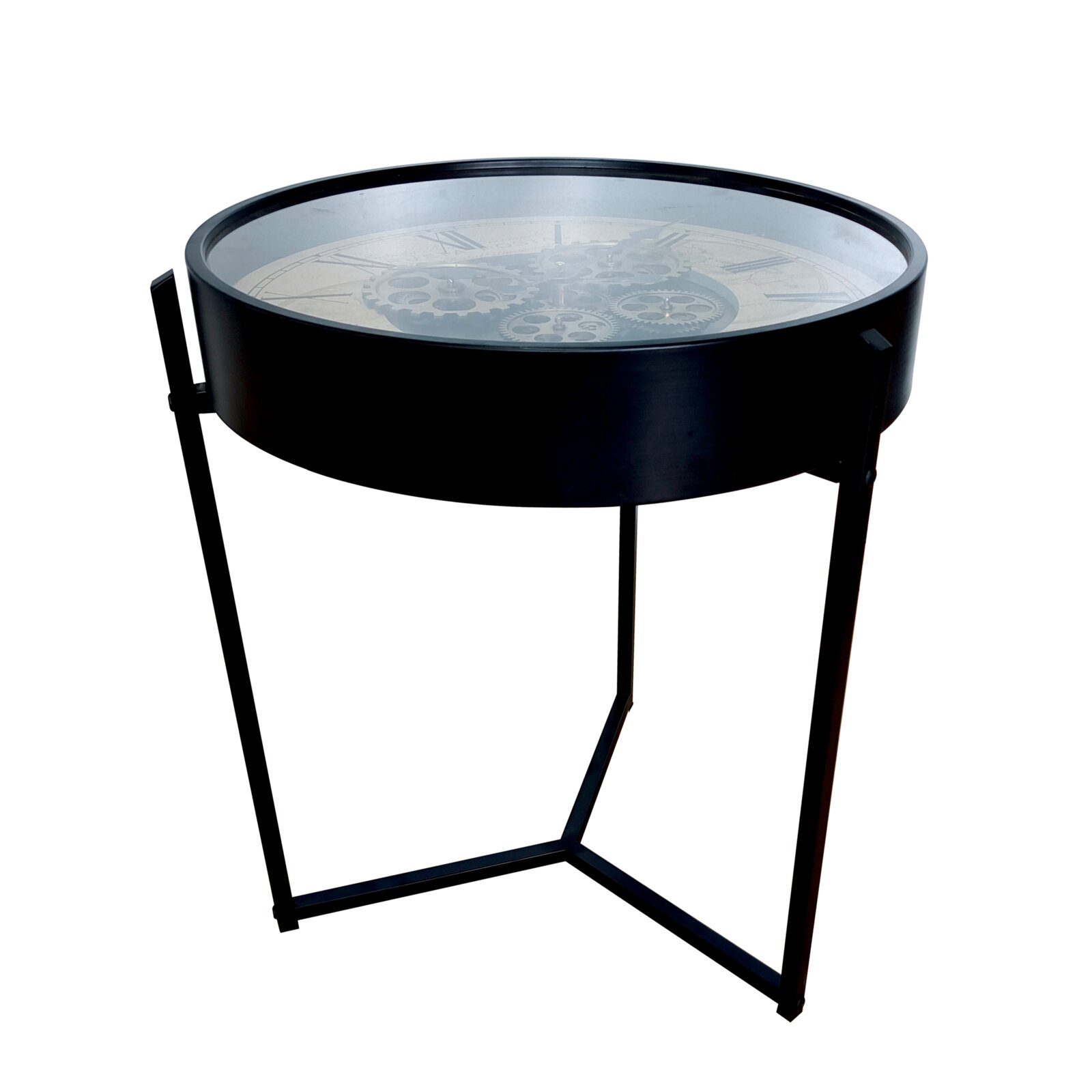Ronde bijzettafel in zwart met glazen blad en een uurwerkmotief onder het glas, schuin van bovenaf in driekwartaanzicht afgebeeld tegen een witte achtergrond