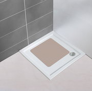 Duscheinlage Mirasol in taupe, rechteckig, in einer weißen Duschwanne von oben fotografiert.