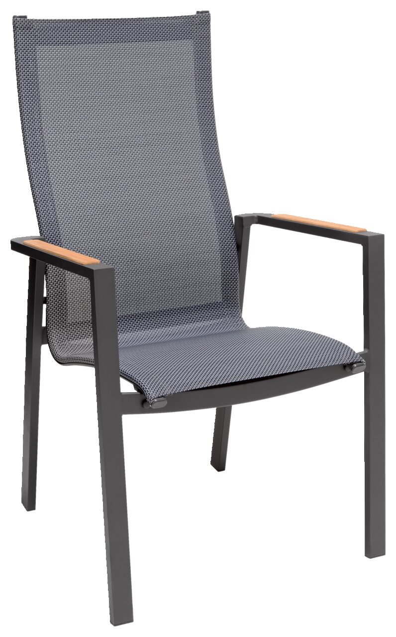 Moderner Stapelsessel mit grauem Netzgewebe und Armlehnen aus Holz, seitliche Perspektive