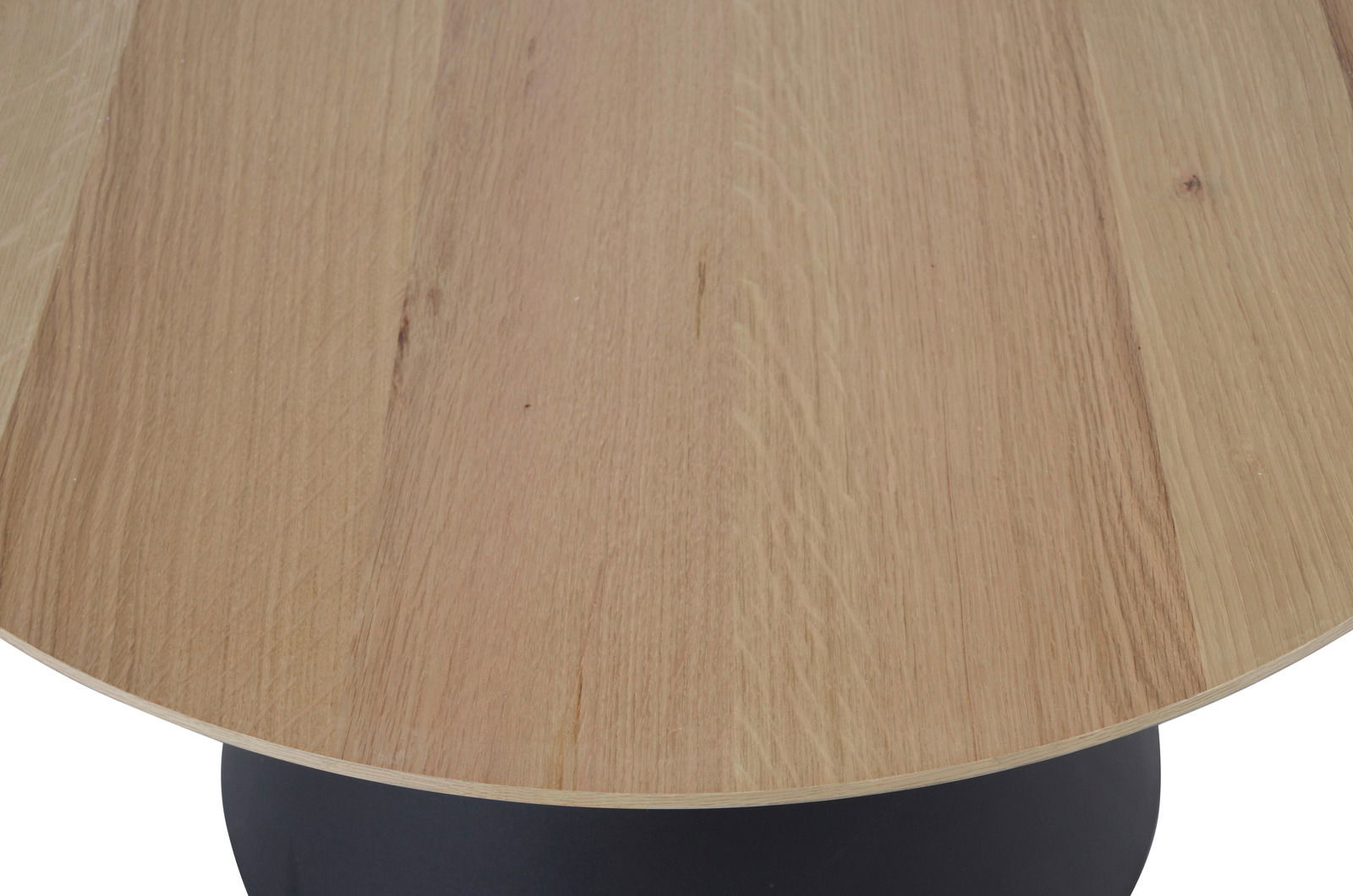 Stylife Couchtisch PULA Nahaufnahme eines Couchtischs mit runder Holzplatte und schwarzem Sockel, von oben betrachtet.