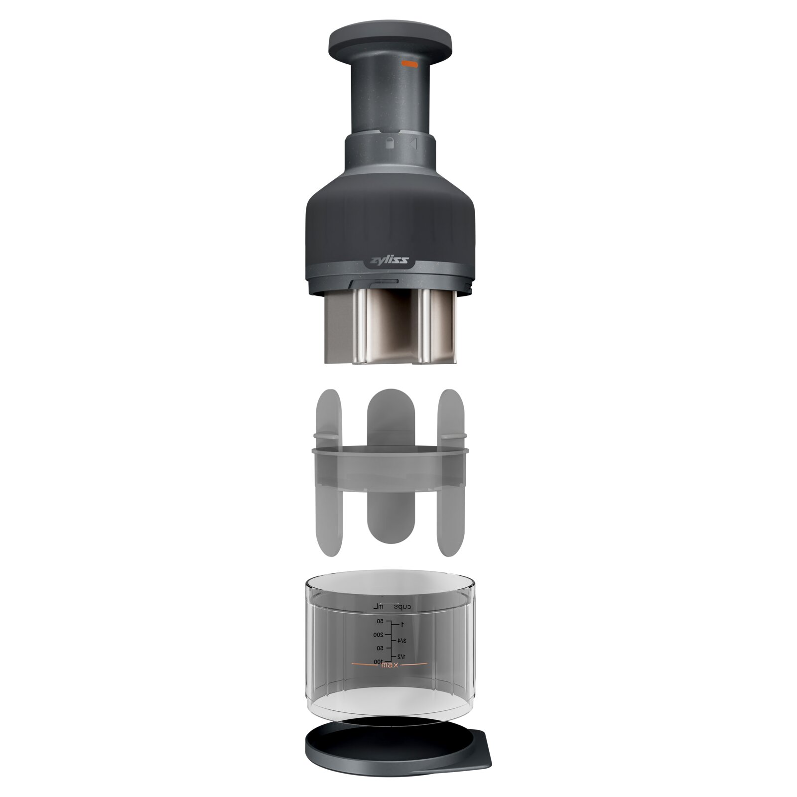 Exploded view van een Zyliss handmatige hakmolen/food chopper met trekmechanisme, roestvrijstalen messen, transparante maatbeker en antislipbasis, frontaal op witte achtergrond