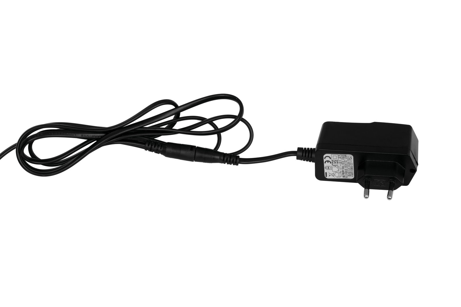 Schwarzes Netzteil mit Kabel, seitliche Perspektive