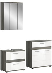 Badezimmermöbel-Set bestehend aus einem dreitürigen Spiegelschrank, einem Waschbeckenunterschrank und einem Hochschrank in moderner Frontansicht.
