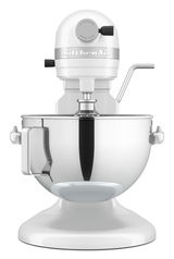 Weiße Küchenmaschine mit Edelstahl-Rührschüssel, Frontalansicht