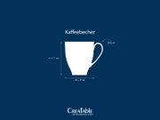 Weiße Kaffee-/Teetasse mit Henkel, 300 ml Fassungsvermögen, Höhe 11 cm und Durchmesser 9 cm, als schematische Seitenansicht auf blauem Hintergrund.