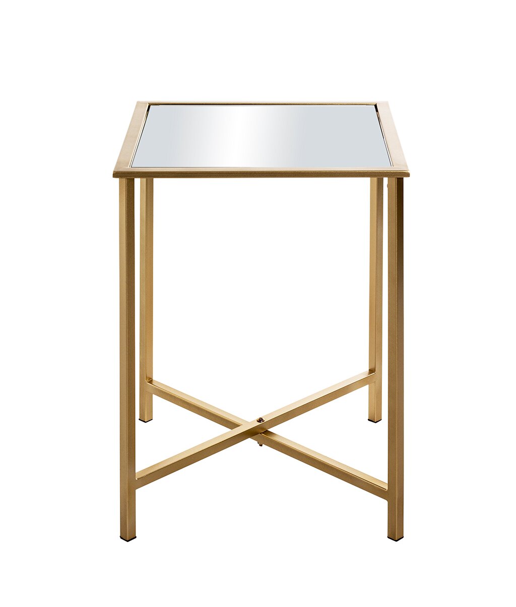 Quadratischer Beistelltisch mit goldfarbenem Metallgestell, X-Verstrebung und Spiegelglasplatte, freigestellt auf weißem Hintergrund, Frontansicht mit leicht erhöhter Perspektive.