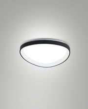 Moderne LED-Deckenleuchte Fabas Luce QUIRK in schwarzem Rahmen, von unten betrachtet.