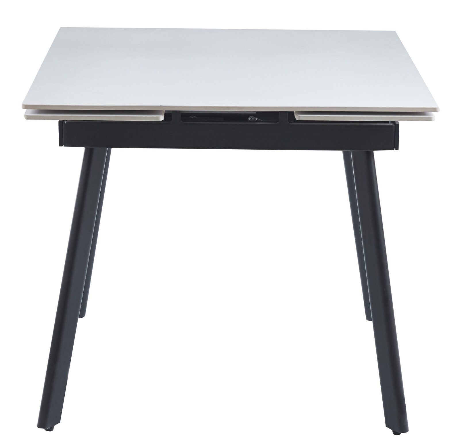 Moderner Esstisch mit weißer Tischplatte und schwarzen Beinen, Frontalansicht.