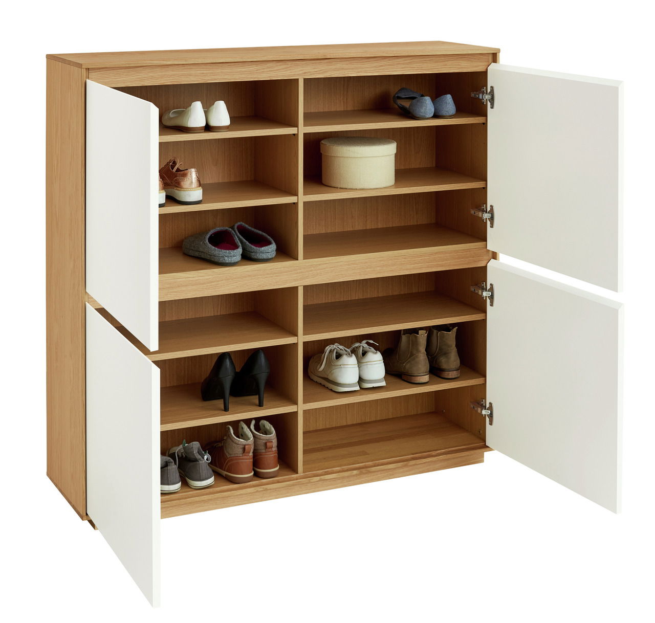 VOSS Schuhkommode V100 Schuhkommode aus Holz mit weißen Türen, geöffnet, gefüllt mit verschiedenen Schuhen, frontale Perspektive