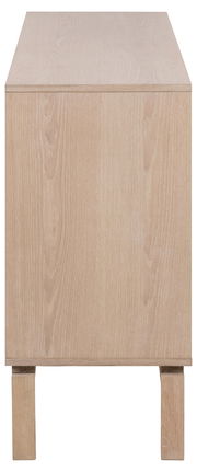 Seitenansicht eines modernen, hellen Holz-Sideboards mit klaren Linien und minimalistischen Beinen.