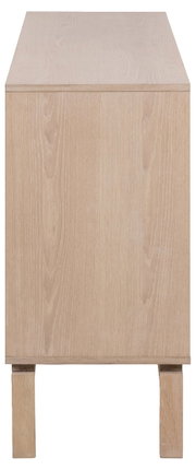 Seitenansicht eines modernen, hellen Holz-Sideboards mit klaren Linien und minimalistischen Beinen.