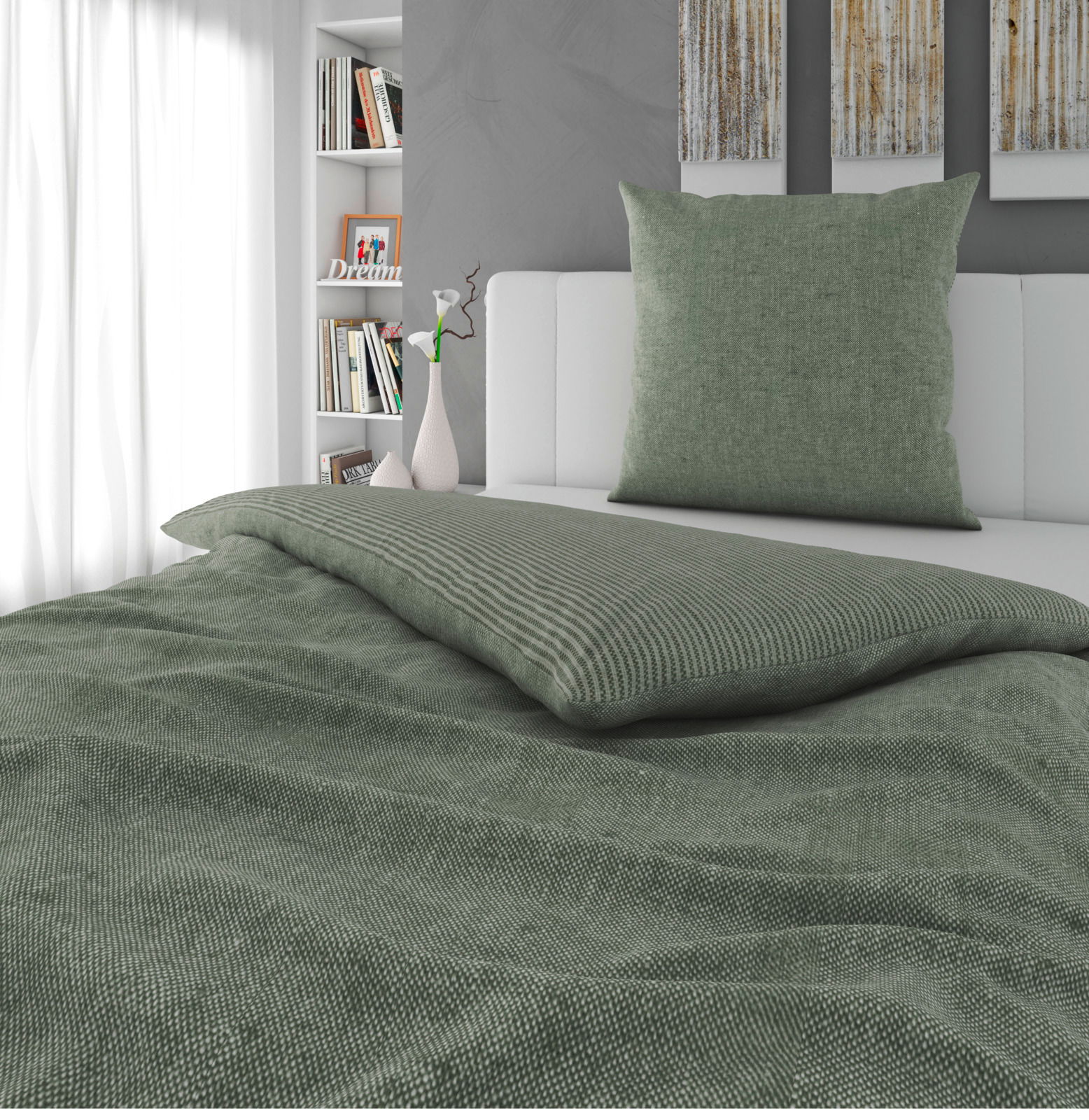 Novel Wendebettwäsche Grüne Wendebettwäsche auf einem Bett, fotografiert aus einer seitlichen Perspektive mit einem Kissen im Hintergrund.