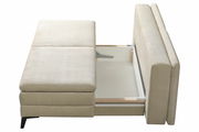 Querschläfer-Sofa in beige mit ausgezogenem Bettkasten, Ansicht von oben.