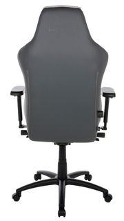 Rückansicht eines grauen Gaming-Stuhls mit Armlehnen und Rollen