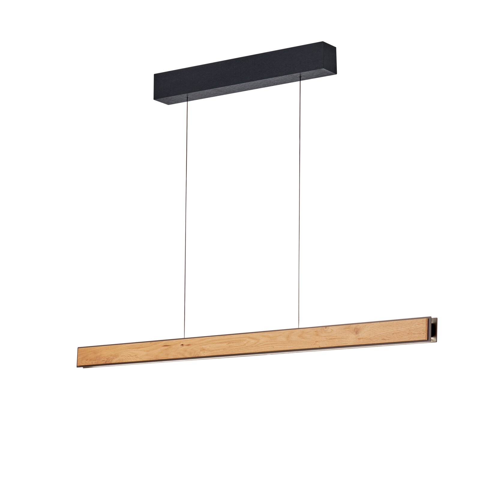 Moderne lineare Pendelleuchte mit Holzfront, dunklem Metallrahmen und schwarzem Deckenbaldachin, schräg von vorne und leicht von unten betrachtet