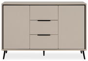 Modernes Sideboard in Beige mit zwei Türen und zwei Schubladen, frontal betrachtet.