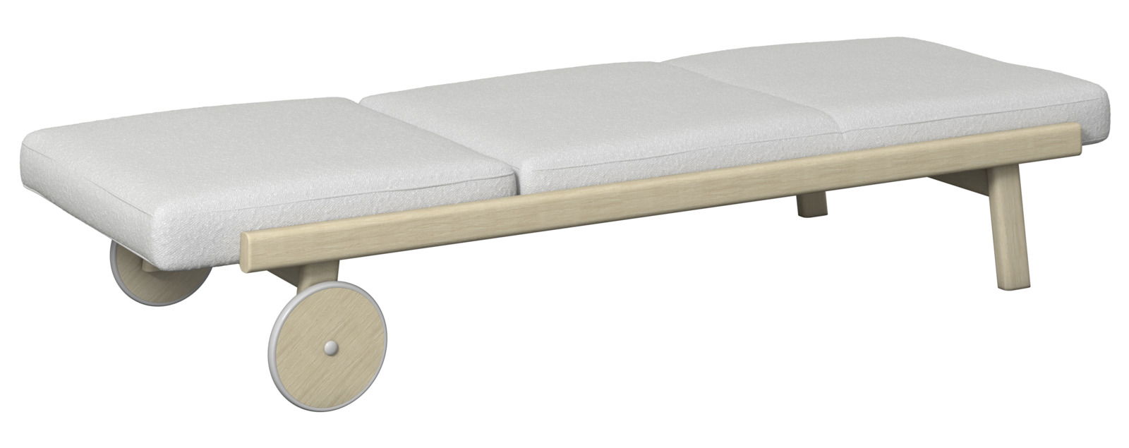 Sonnenliege aus Holz mit weißen Polstern, seitliche Perspektive