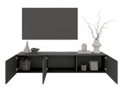 Frontale Ansicht eines modernen TV-Hängelowboards in dunklem Grau mit offenen Türen, dekoriert mit Vasen, Büchern und einem Kunstobjekt.